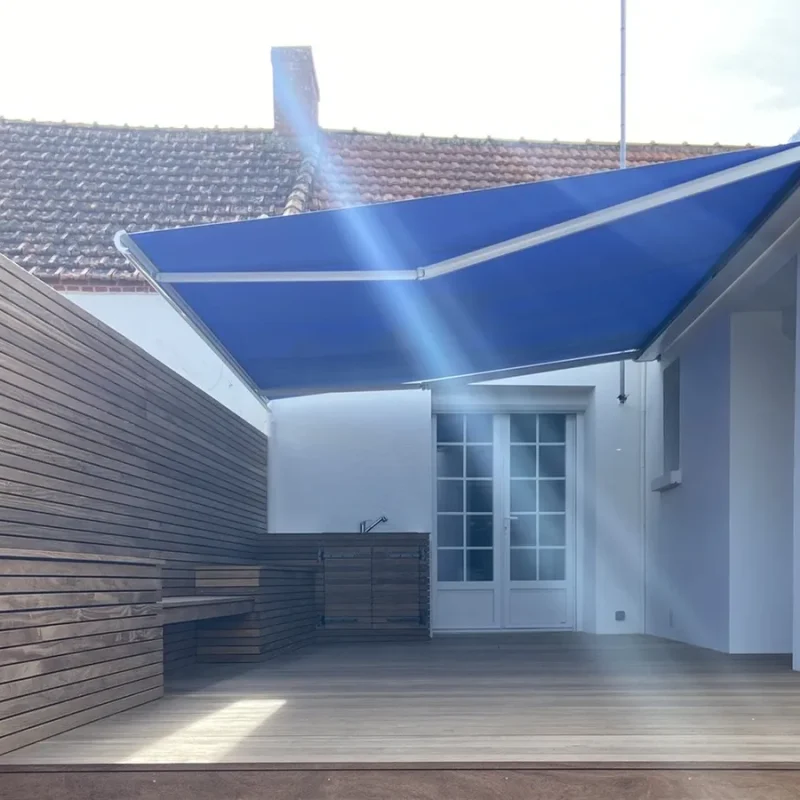 Réalisation de pergolas et carport par MAB Conception, menuisier à Dompierre sur Yon